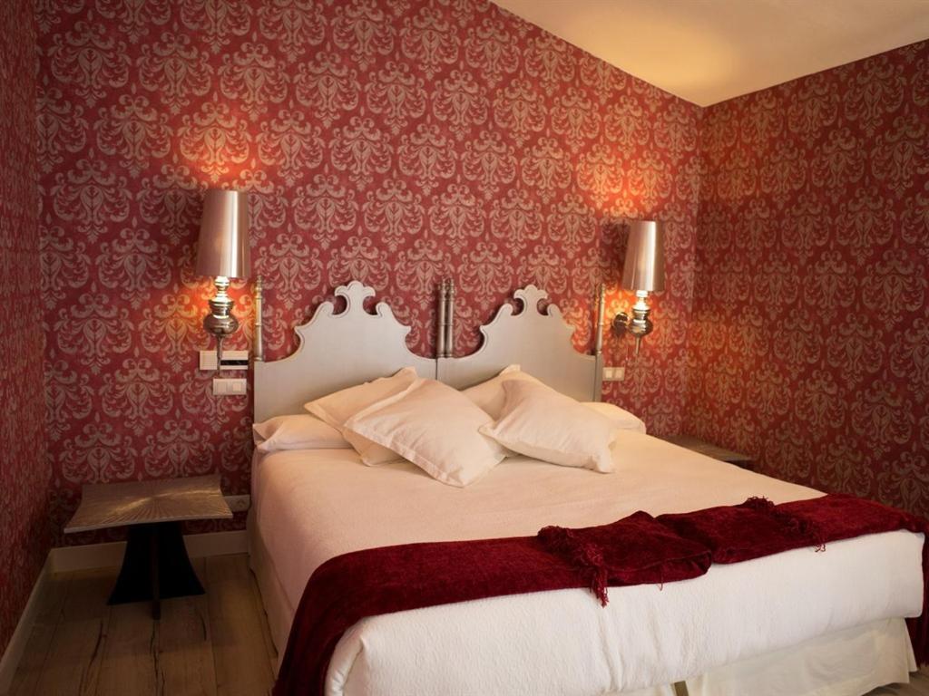 Akla Hotel Palacio Torre De Ruesga Calseca Eksteriør bilde