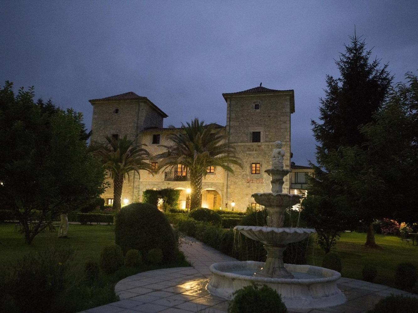 Akla Hotel Palacio Torre De Ruesga Calseca Eksteriør bilde