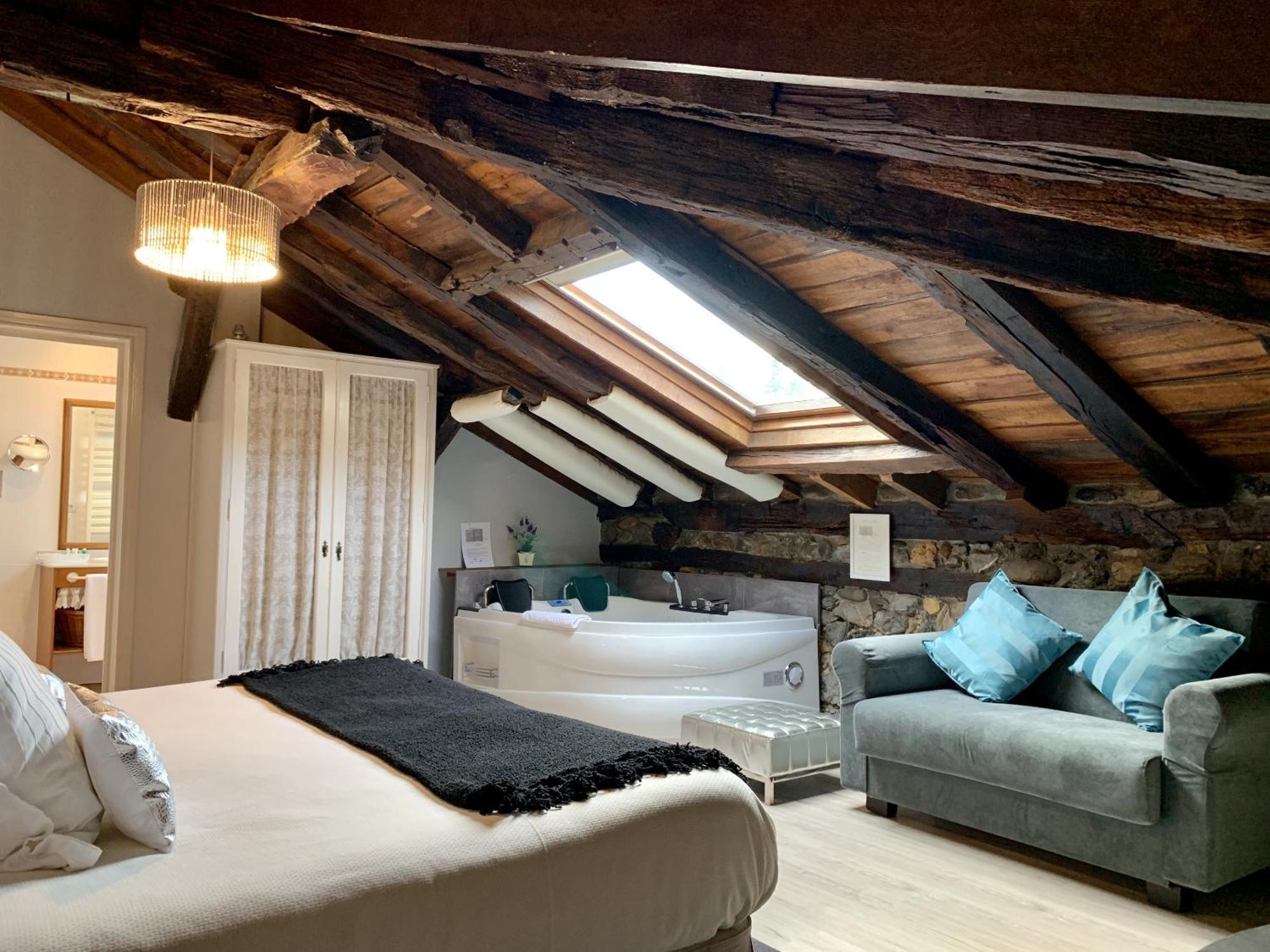 Akla Hotel Palacio Torre De Ruesga Calseca Eksteriør bilde